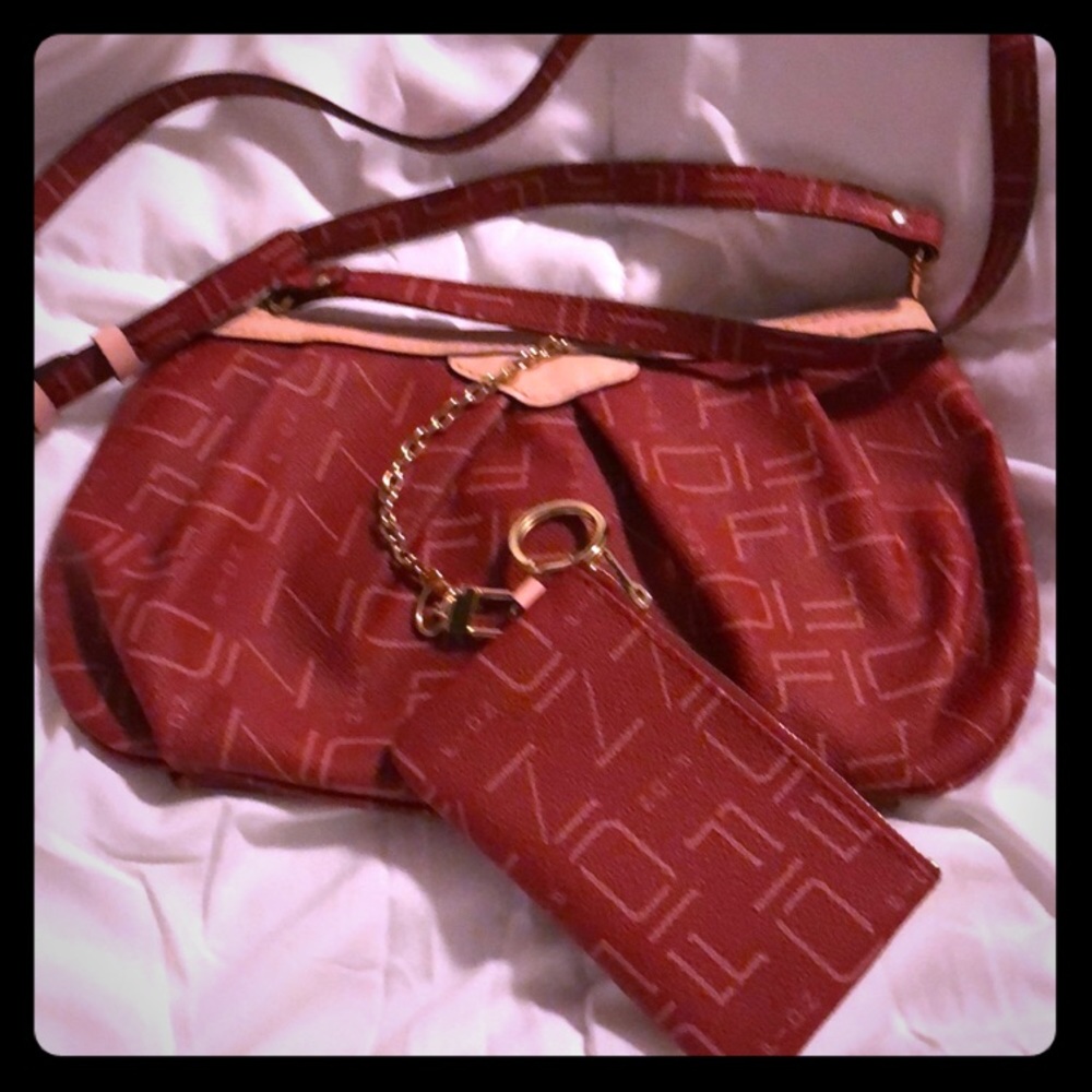 Women’s handbag